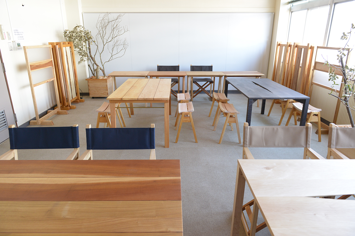 ヒノキクラフト　静岡大学　公共施設の家具1