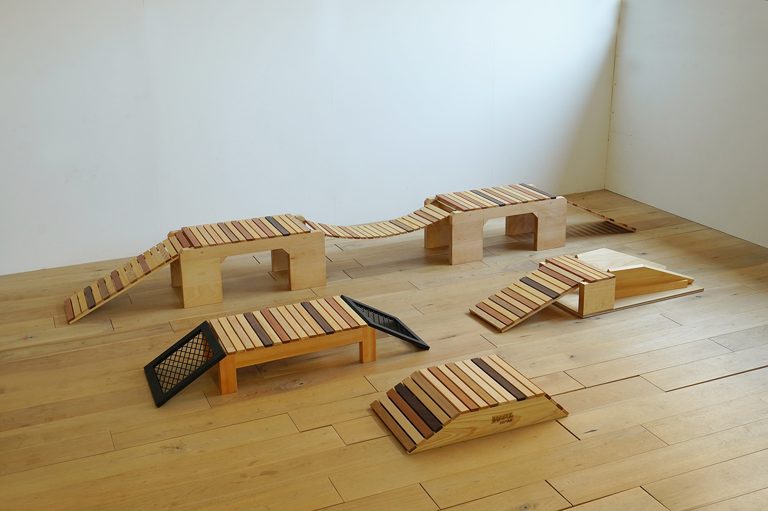 ヒノキクラフト　WPL JAPAN ラジコンコース　木製コース1