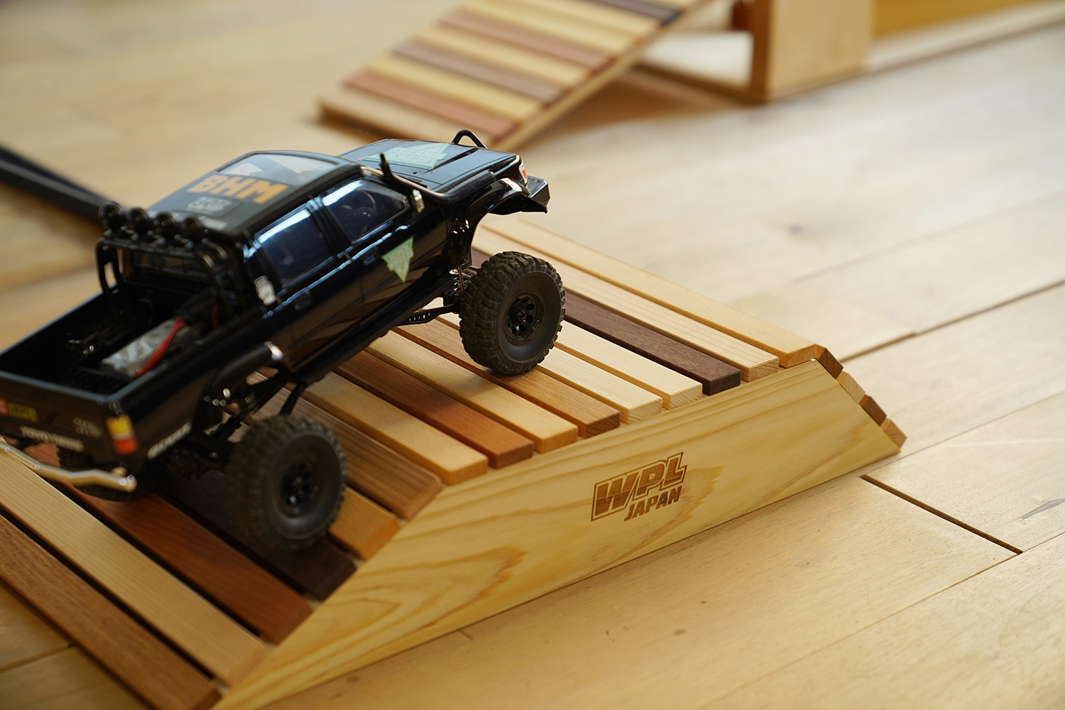 ヒノキクラフト　WPL JAPAN ラジコンコース　木製コース11