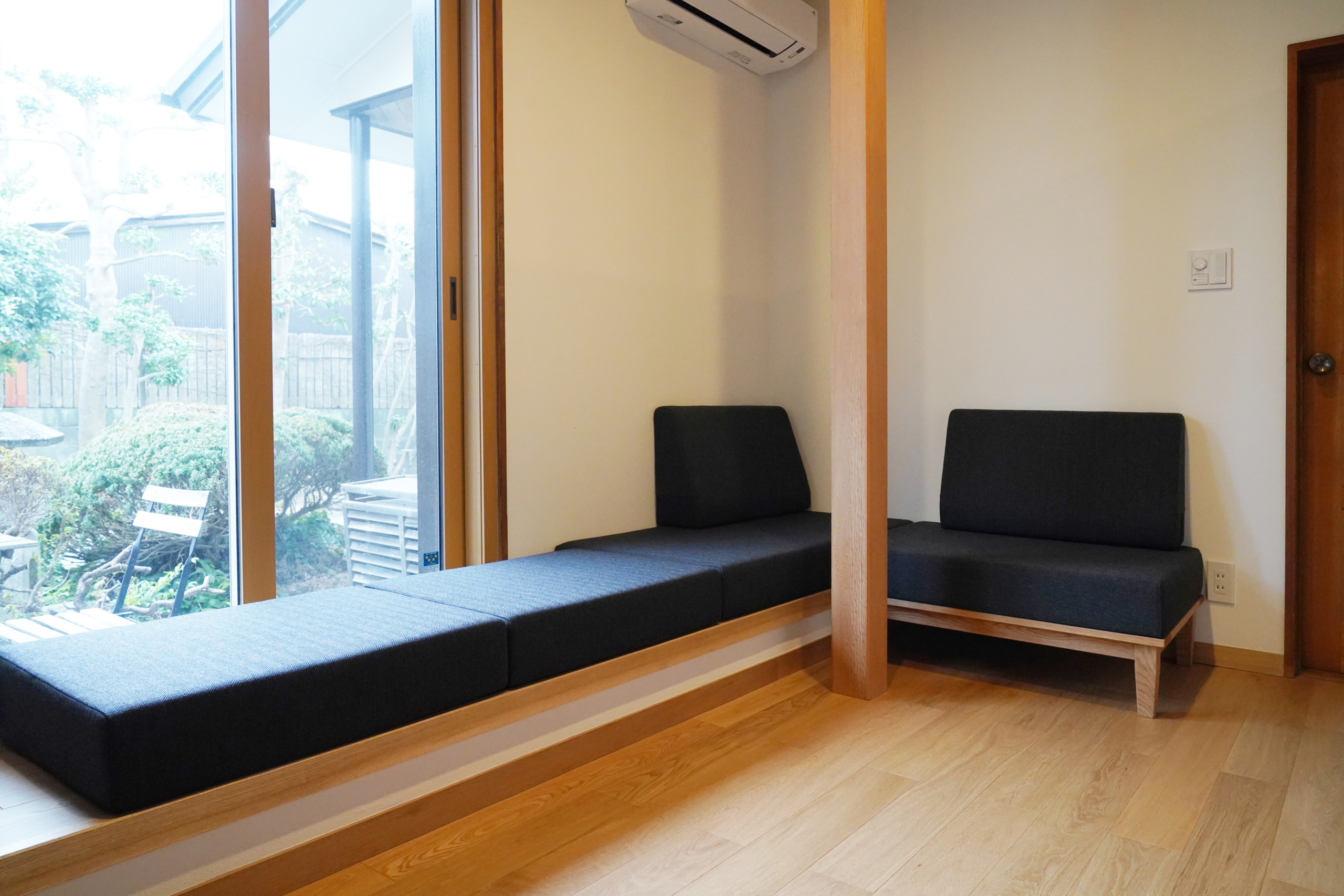 ヒノキクラフト　宿泊施設の家具　a day12