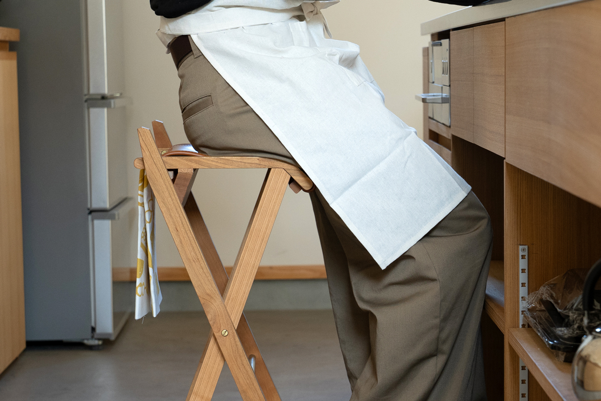 ヒノキクラフト キッチンスツール15